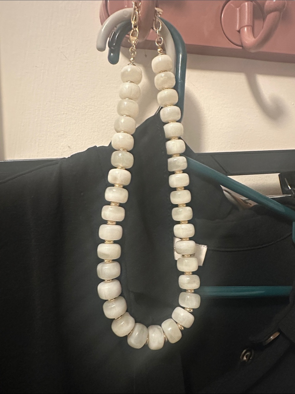 Cream beaded necklace